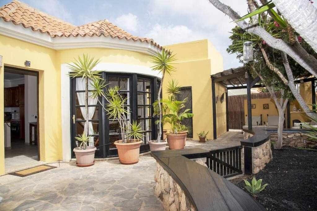 Aurora Mari Villa Your Dream Steps From The Ocean Shore Caleta De Fuste Eksteriør bilde