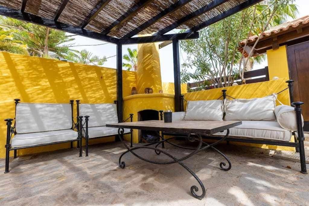 Aurora Mari Villa Your Dream Steps From The Ocean Shore Caleta De Fuste Eksteriør bilde