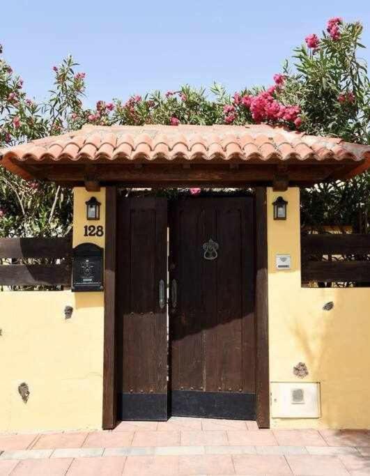 Aurora Mari Villa Your Dream Steps From The Ocean Shore Caleta De Fuste Eksteriør bilde