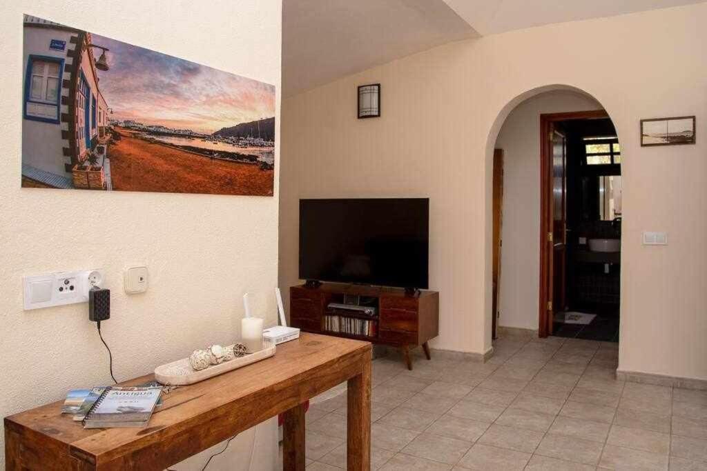 Aurora Mari Villa Your Dream Steps From The Ocean Shore Caleta De Fuste Eksteriør bilde
