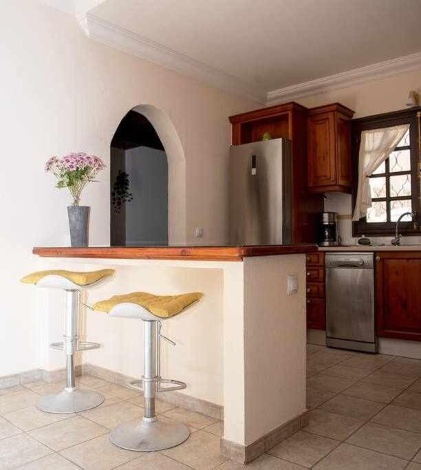 Aurora Mari Villa Your Dream Steps From The Ocean Shore Caleta De Fuste Eksteriør bilde